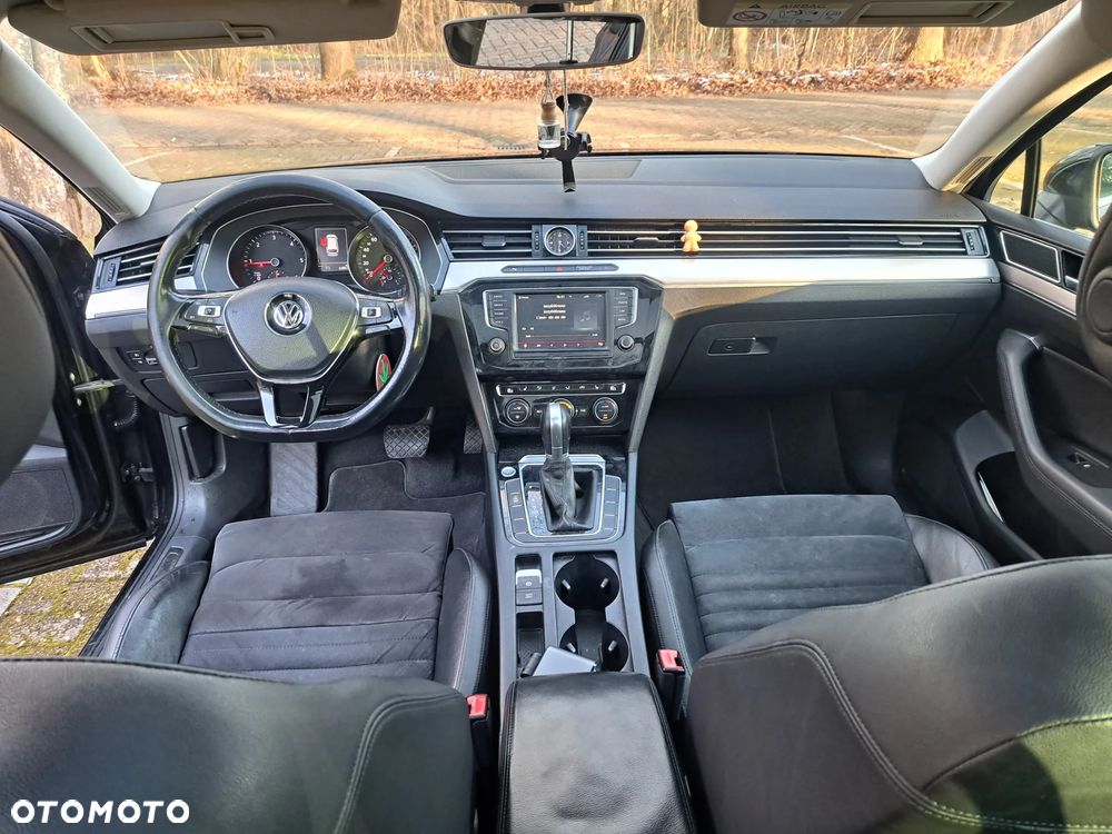 Volkswagen Passat - 13