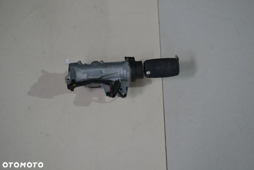 VW GOLF V VI TOURAN CADDY JETTA AUDI A3 8P SEAT TOLEDO III LEON II SKODA OCTAVIA II STACYJKA KLUCZYK KPL 1K0905851 - 2