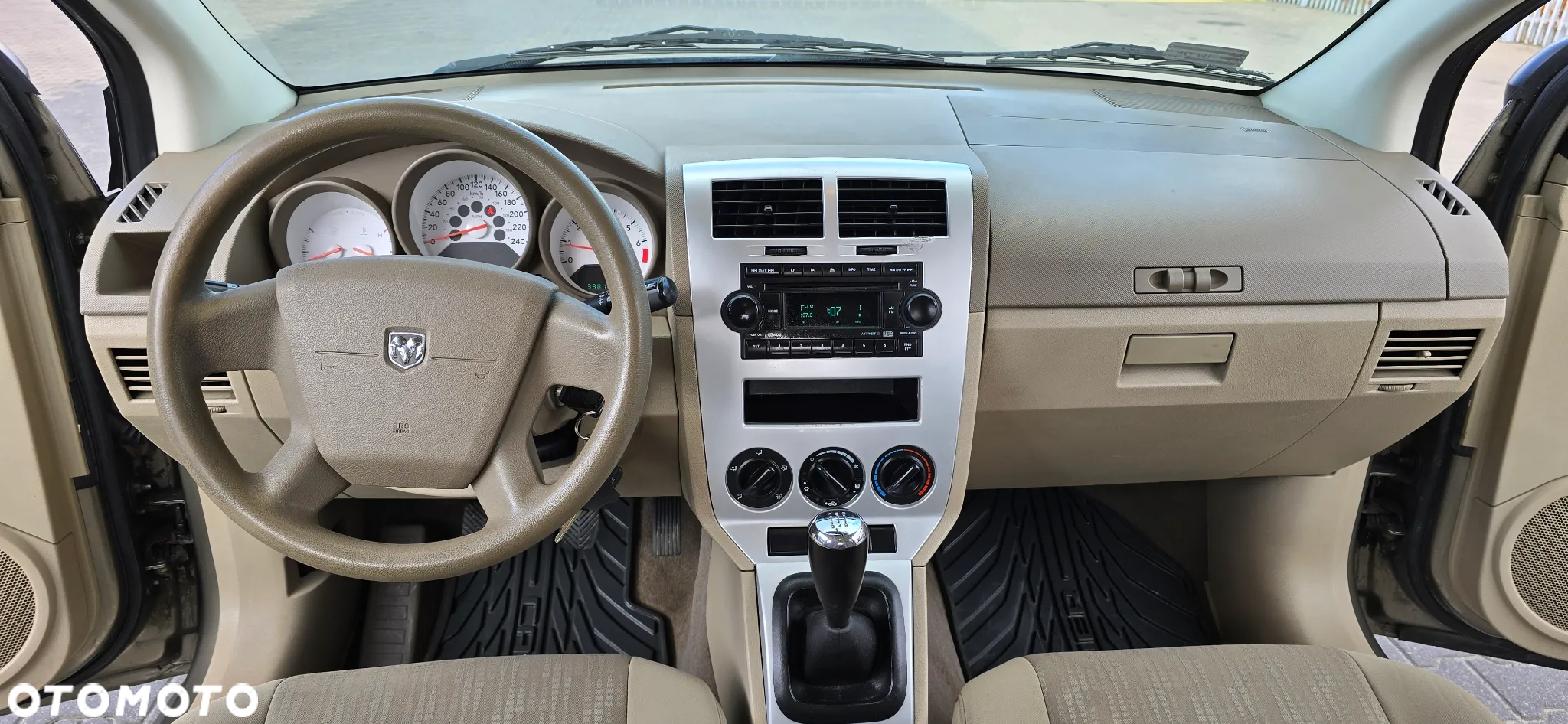 Dodge Caliber - 5