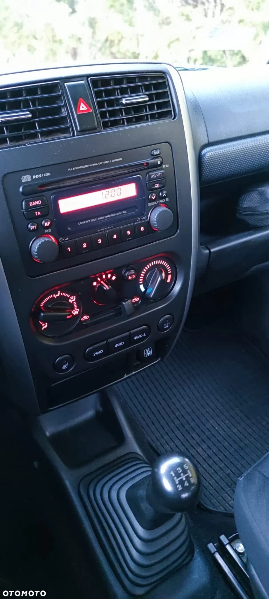 Suzuki Jimny - 12