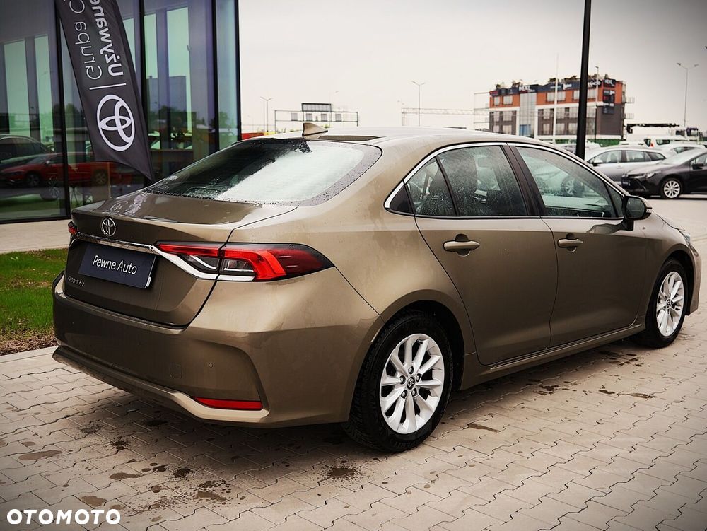 Toyota Corolla - 2