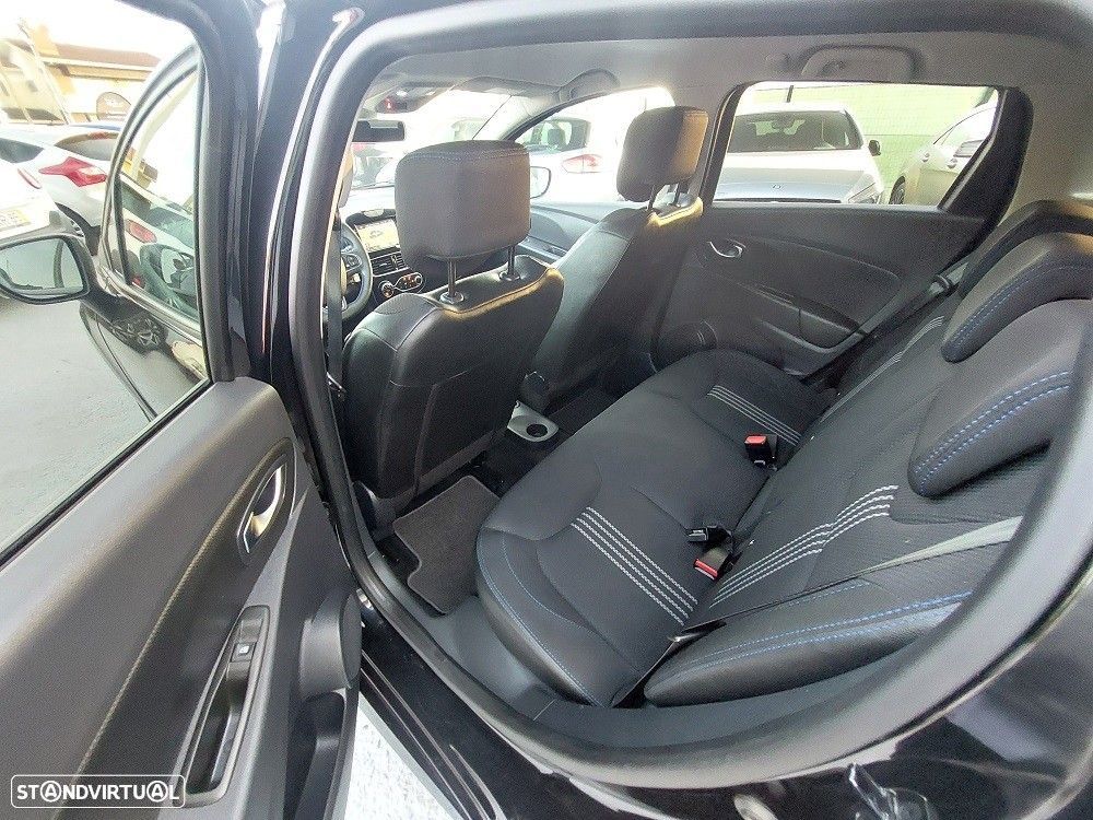 Renault Clio Sport Tourer 1.5 dCi GT Line - 21