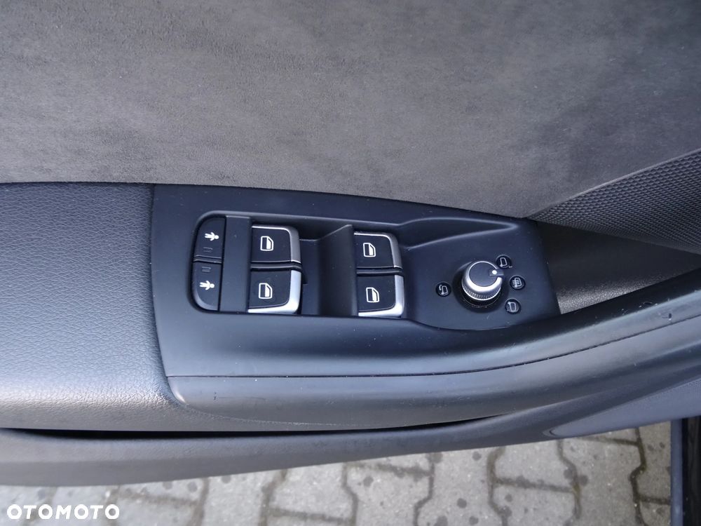 Audi Q3 - 19