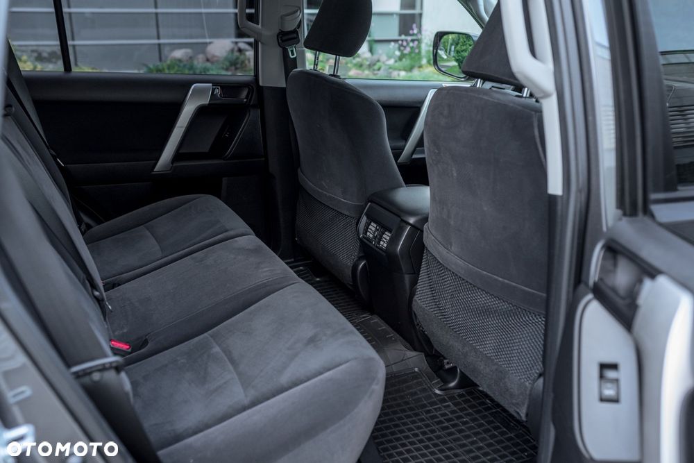 Toyota Land Cruiser LC 2.8 D-4D Prado - 10