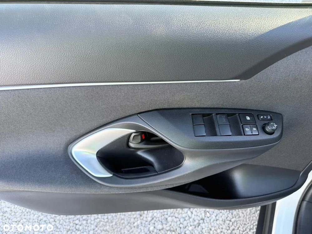 Toyota Yaris Cross 1.5 VVT-i - 19