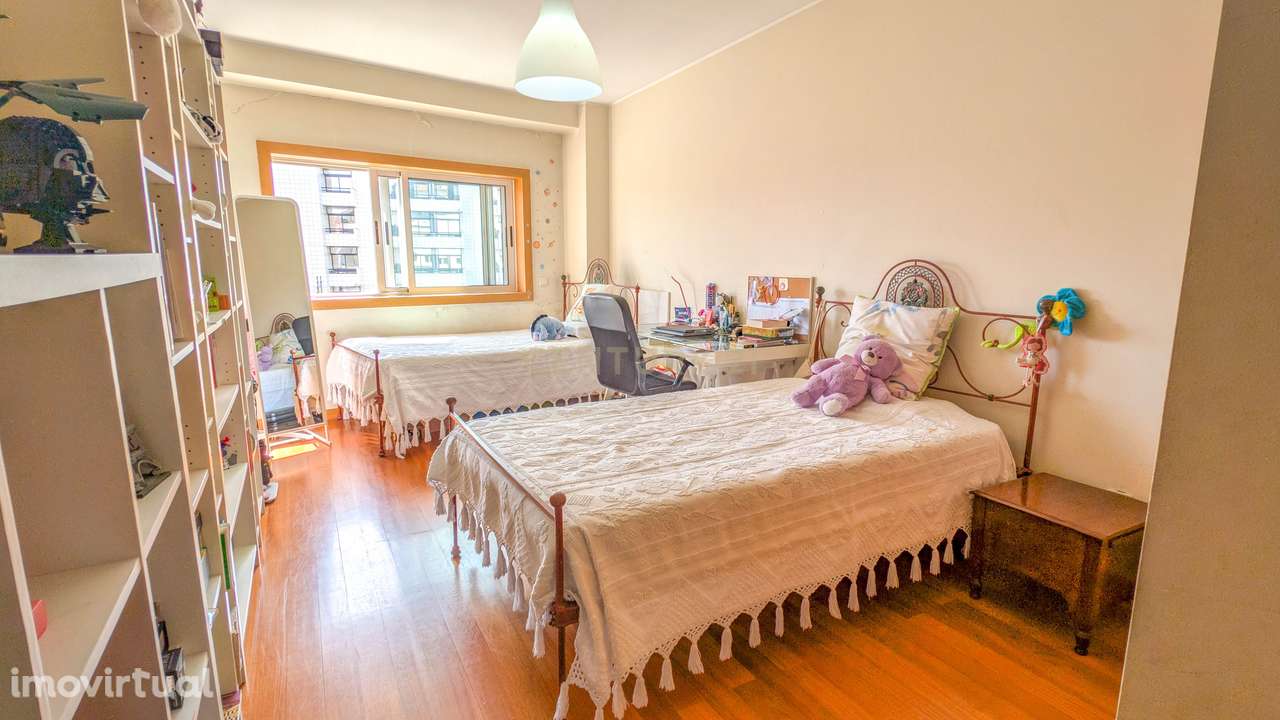 Apartamento  T4 com 4 Suítes no Coração de Vila Real - Grande imagem: 2/42