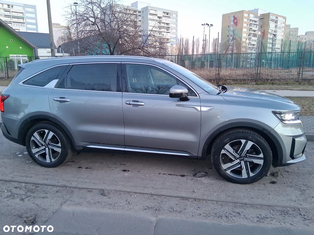 Kia Sorento 1.6 T-GDI HEV L 7os - 21