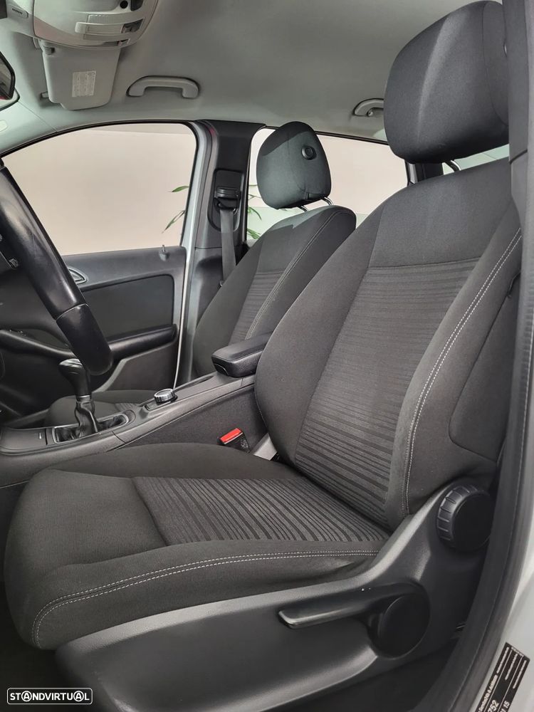 Mercedes-Benz B 180 CDi BlueEfficiency - 16