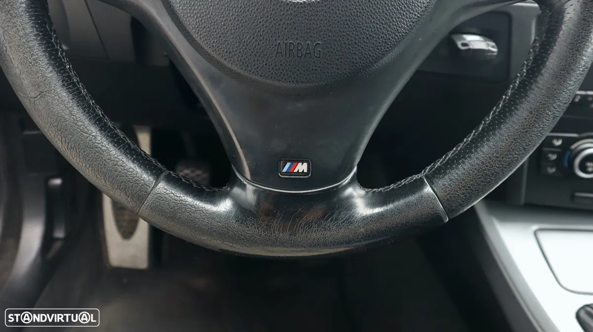 BMW 320 d Touring - 33