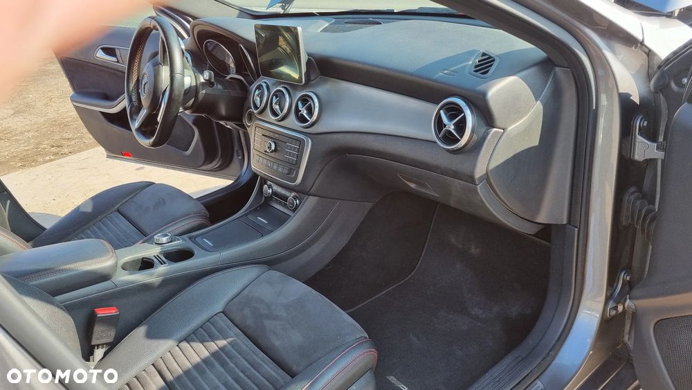 Mercedes-Benz GLA 200 (CDI) d 7G-DCT AMG Line - 28