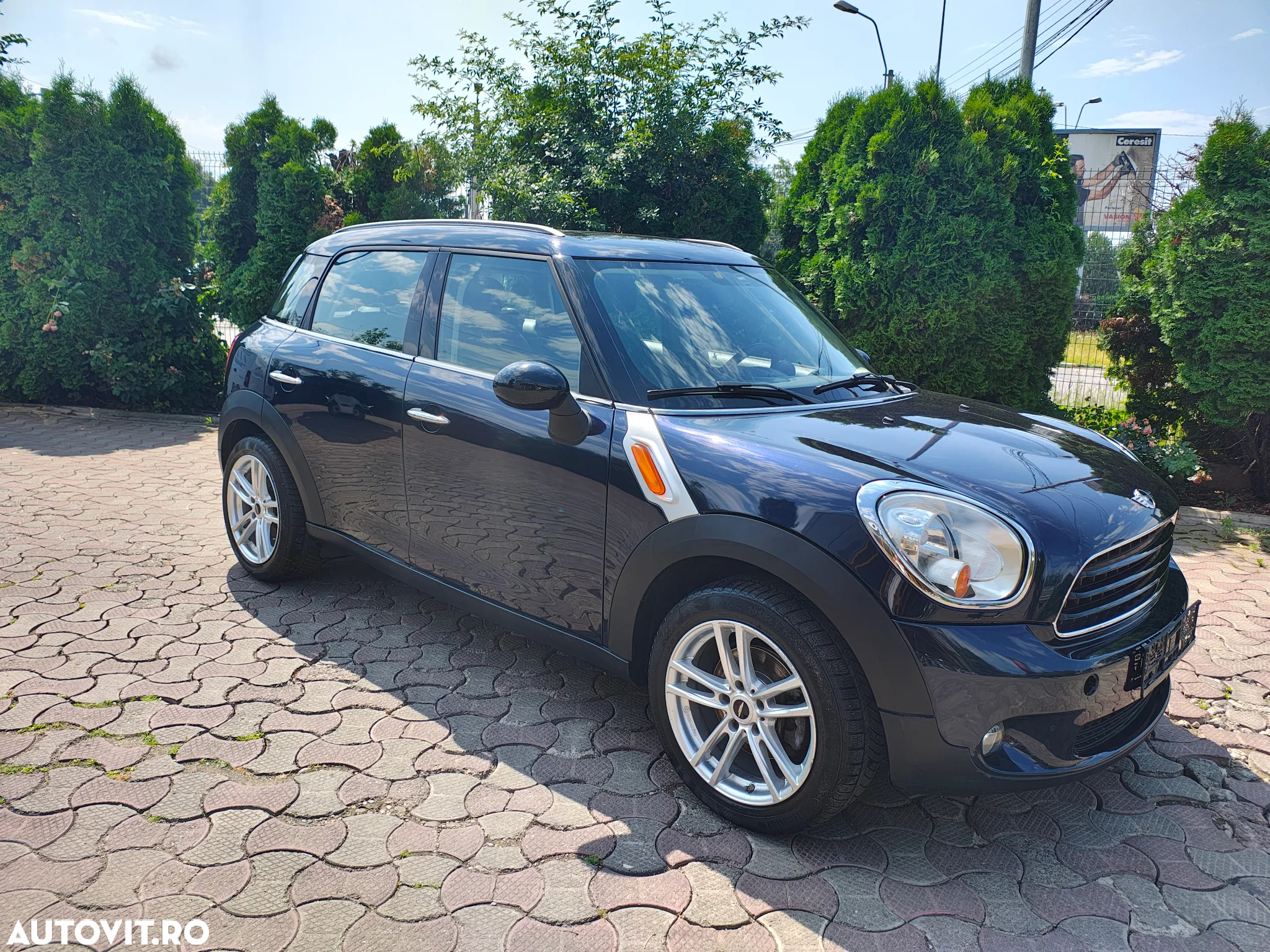 Mini Countryman One D - 2