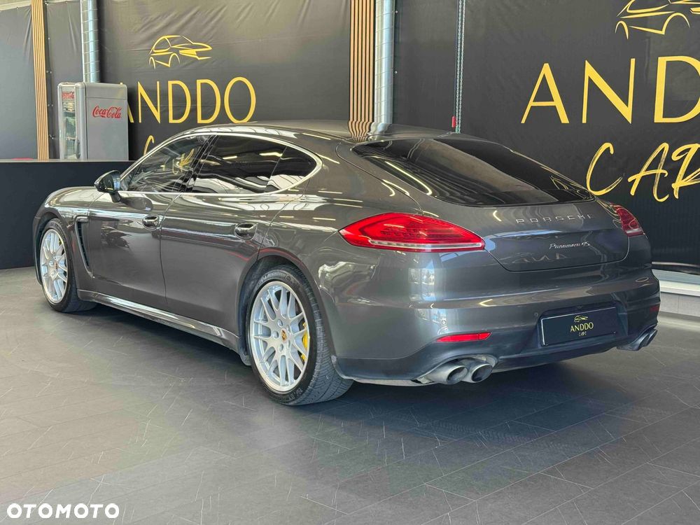 Porsche Panamera 4S Executive - 11