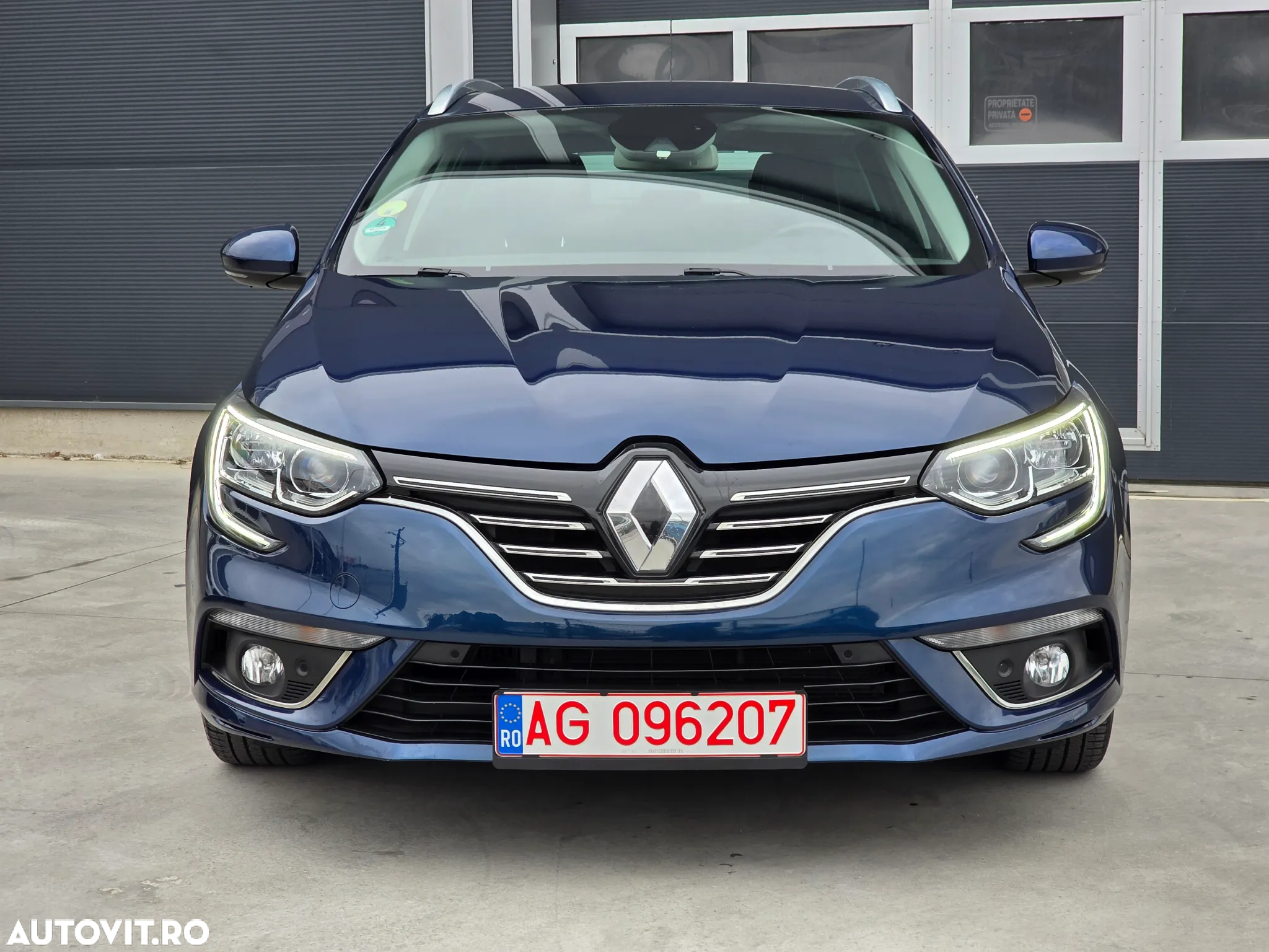Renault Megane Grandtour dCi 110 FAP EDC BOSE Edition - 2