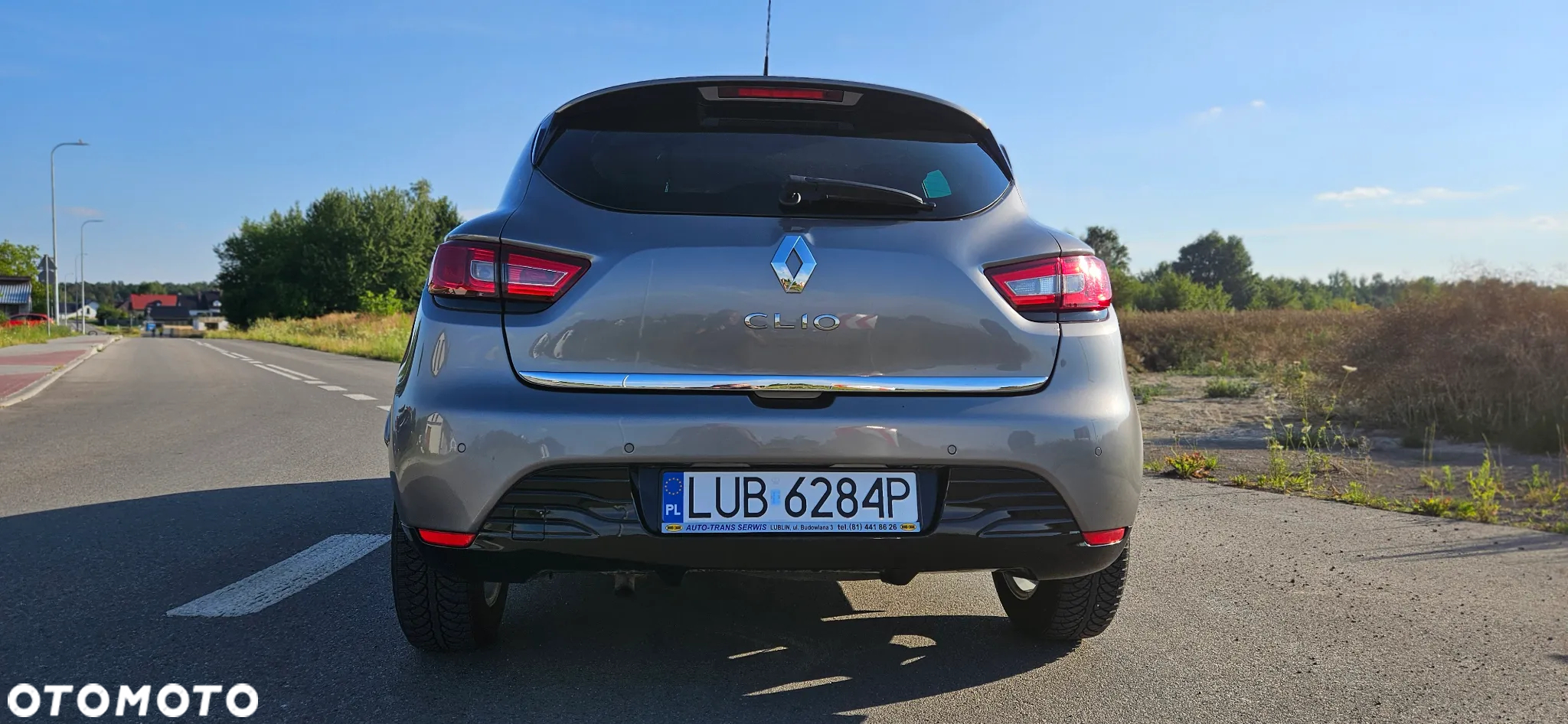 Renault Clio 1.2 16V 75 Limited - 8