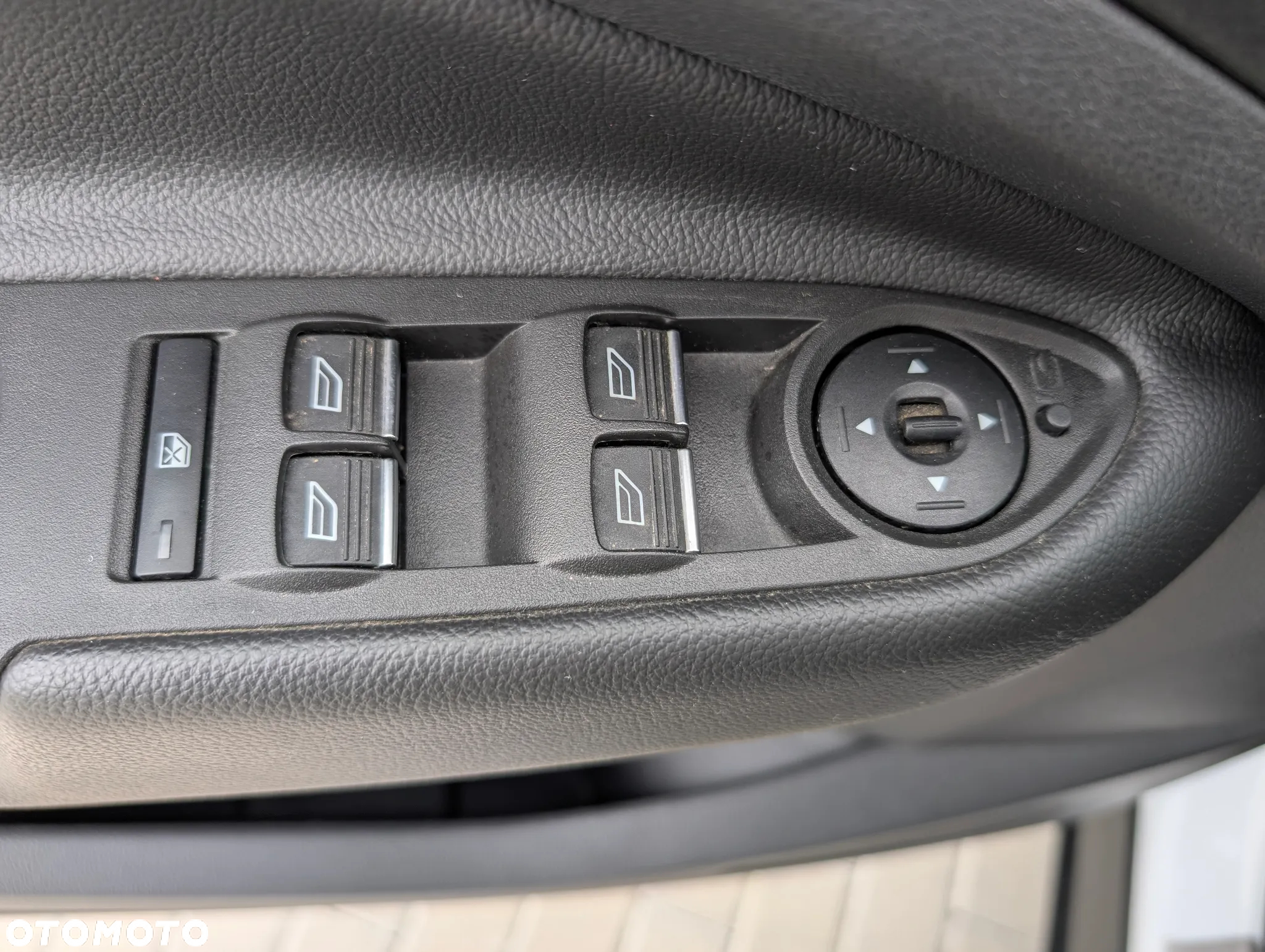 Ford Kuga 2.0 TDCi 4x4 Individual - 20