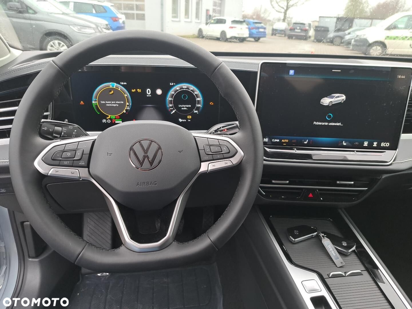 Volkswagen Passat - 13