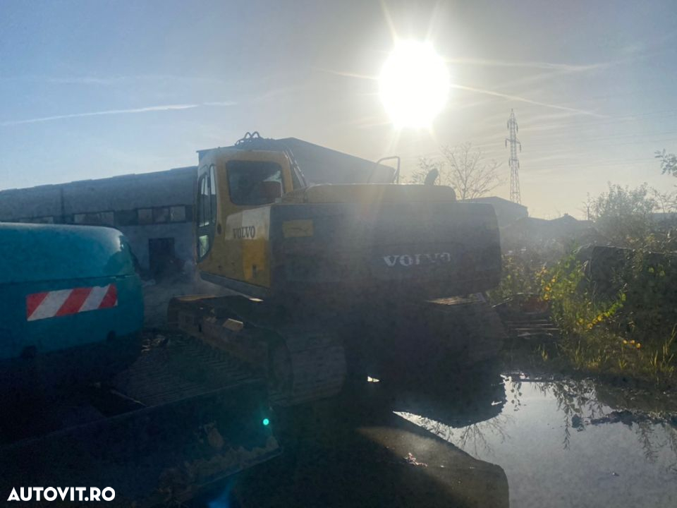 Volvo ec210LC - 4