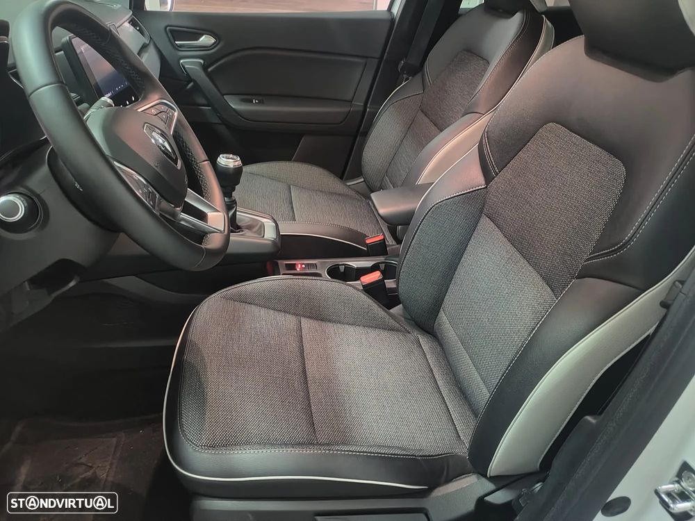 Renault Captur 1.5 dCi Exclusive - 13