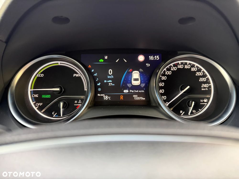 Toyota Camry 2.5 Hybrid Comfort CVT - 19