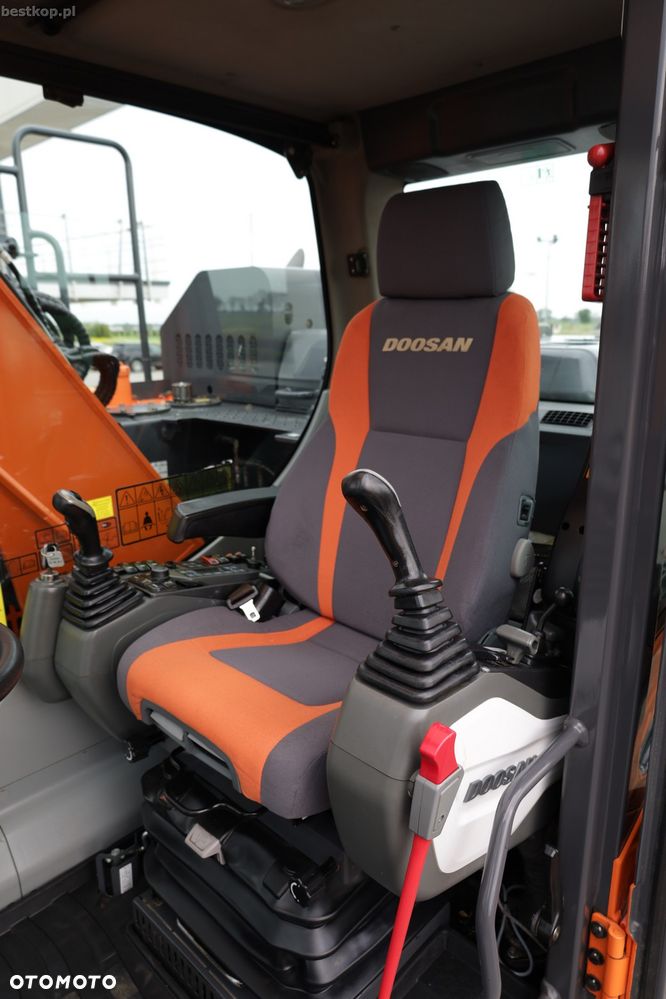 Doosan DX165W-5 - 24