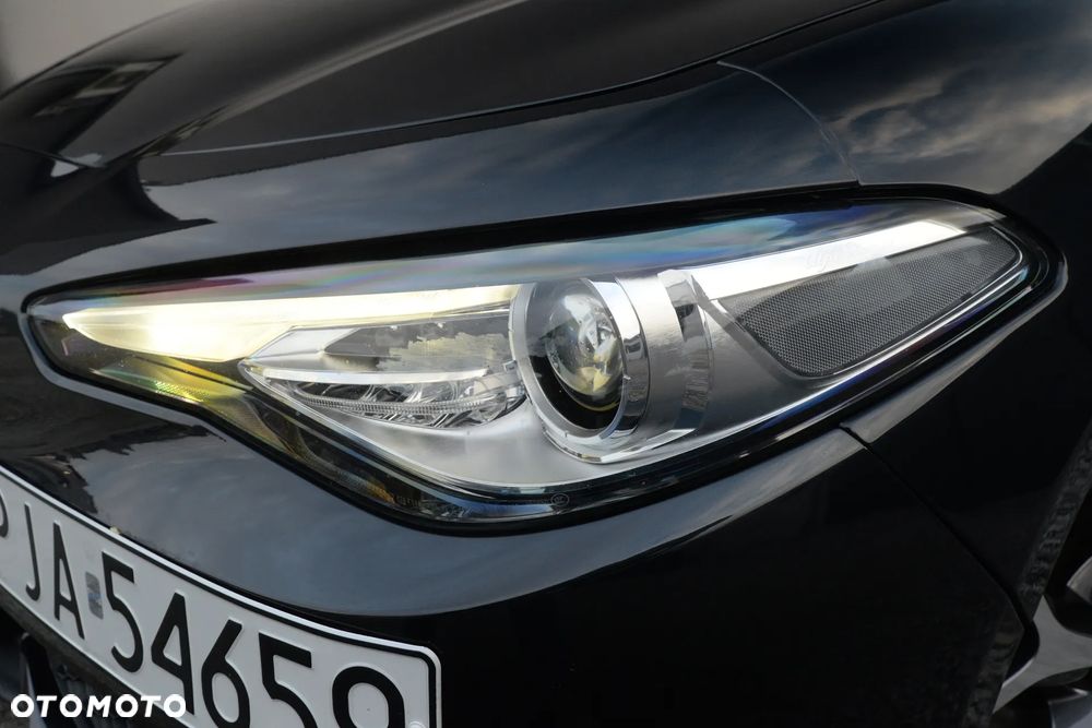 Alfa Romeo Giulia - 13