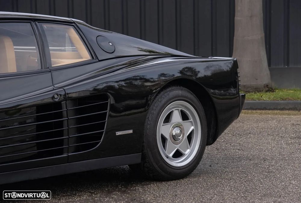 Ferrari Testarossa - 4