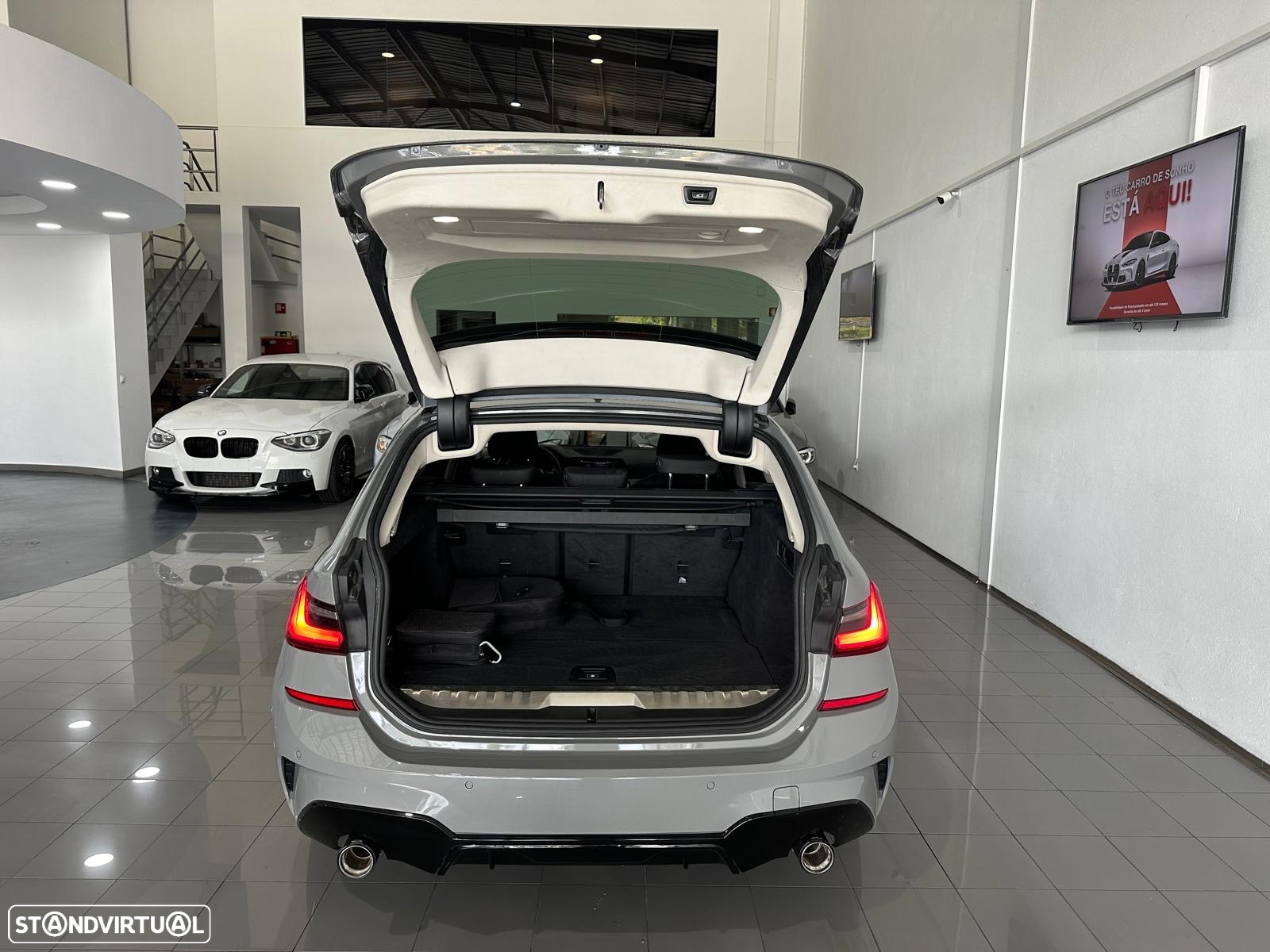 BMW 330 e iPerformance Pack M - 25