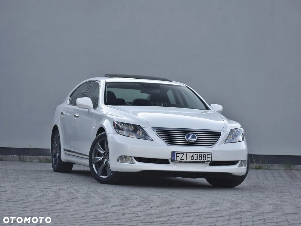 Lexus LS 600h Superior - 2