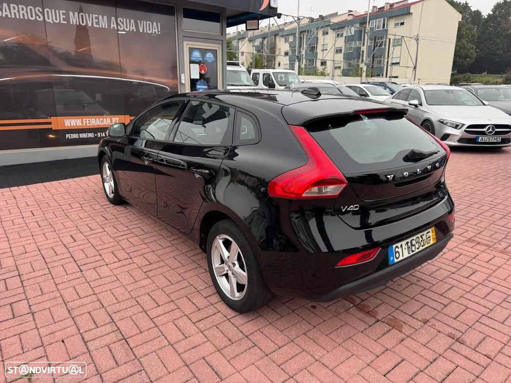 Volvo V40 2.0 D2 Kinetic - 35