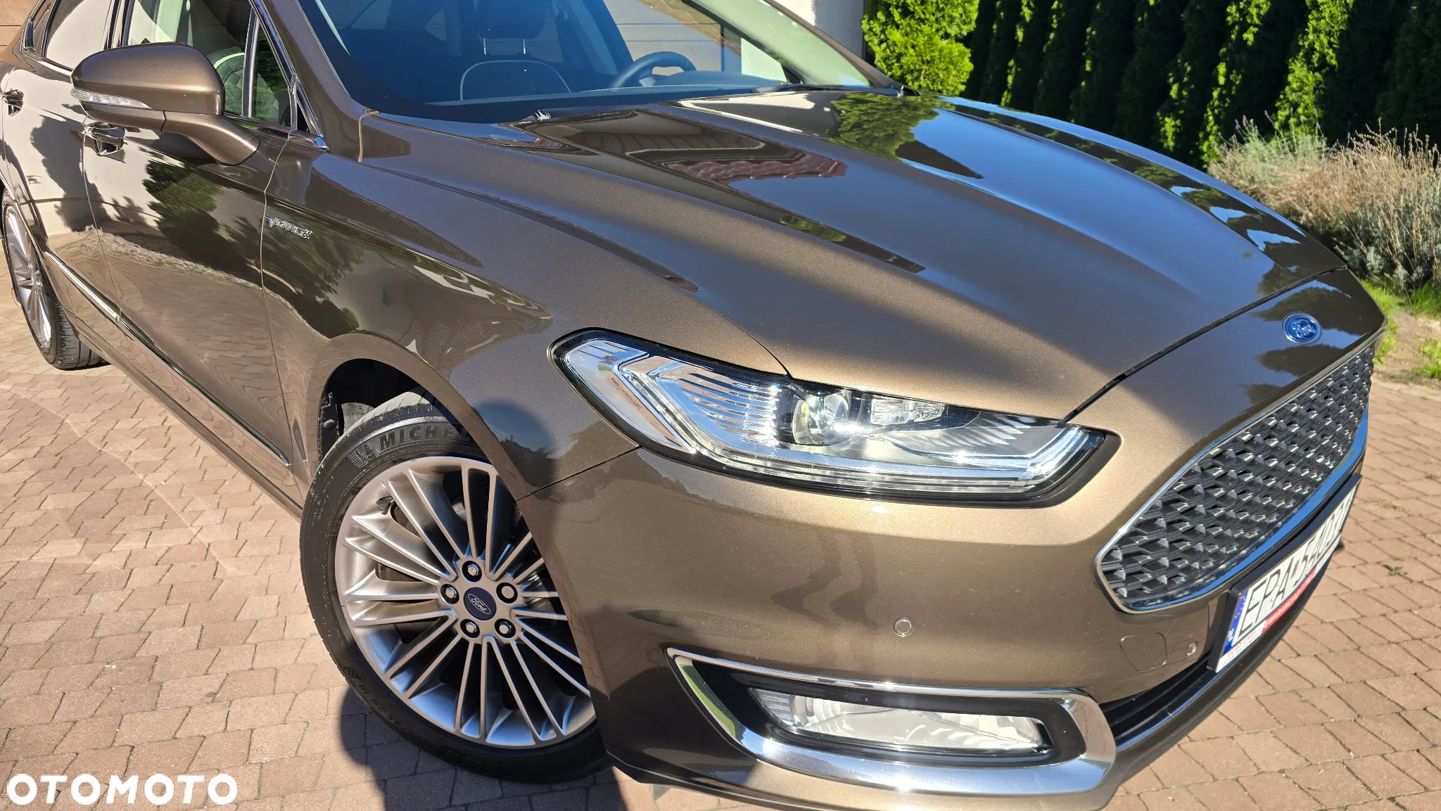 Ford Mondeo Vignale 2.0 EcoBoost - 13