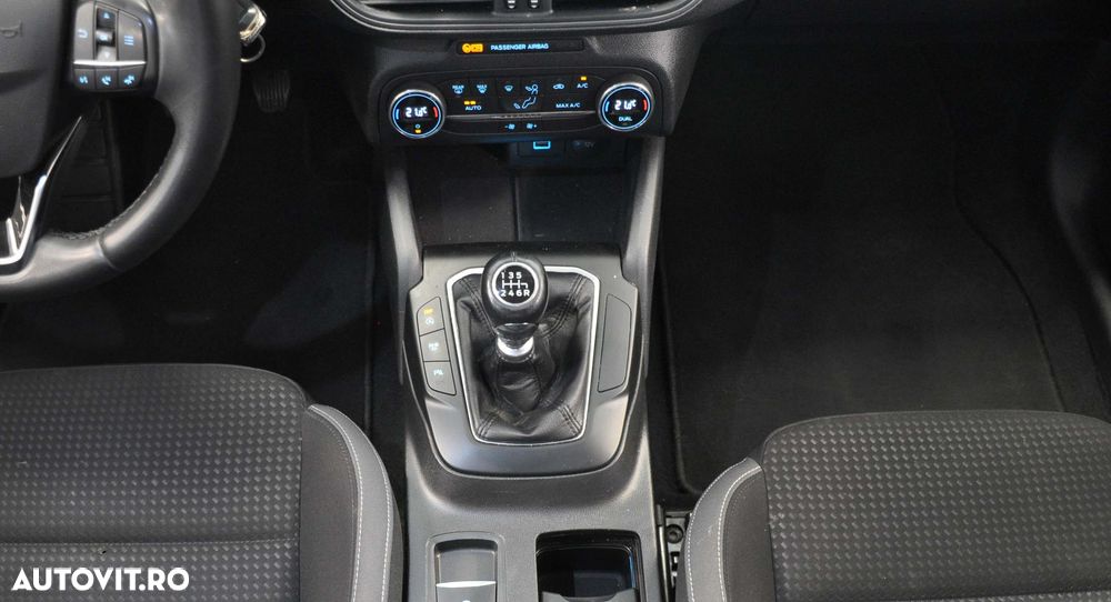 Ford Focus 1.0 EcoBoost Trend Edition - 14