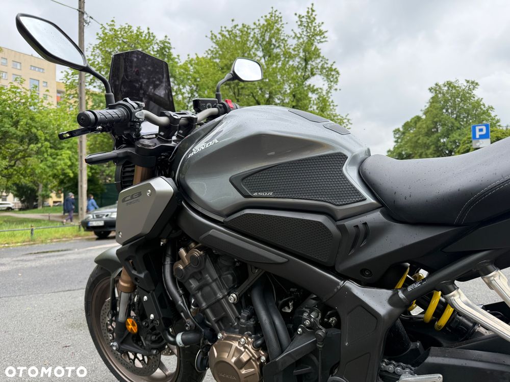 Honda CB - 19