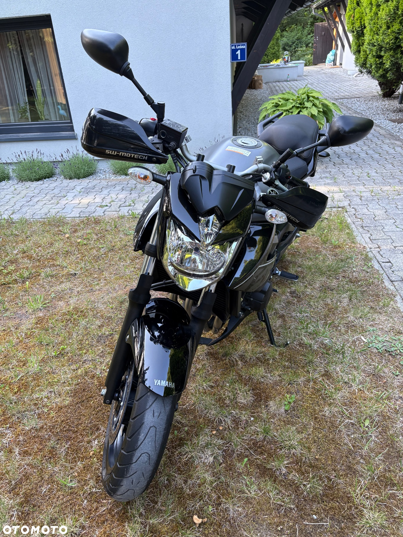 Yamaha XJ - 18