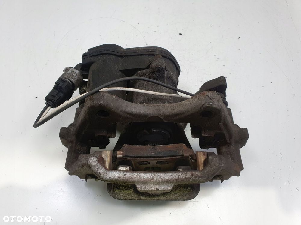 Toyota Corolla XII E21 C-HR TYLNY ZACISK HAMULCOWY prawy tył 46310-F4011 - 6