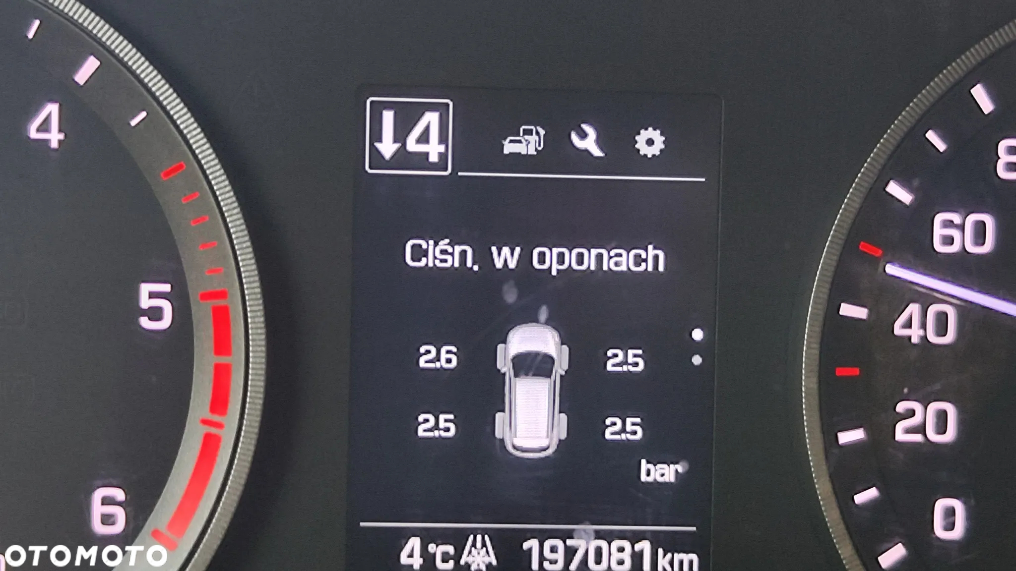Hyundai Tucson 2.0 CRDI Comfort 4WD - 6