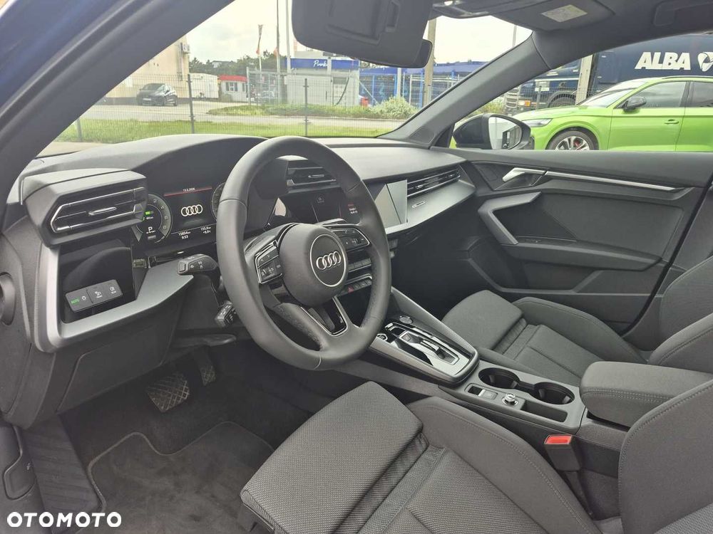 Audi A3 Sportback - 12