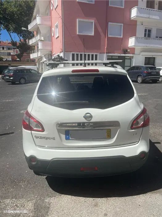 Nissan Qashqai +2 - 1
