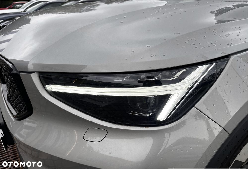 Volvo XC 40 B4 Ultimate Dark - 5