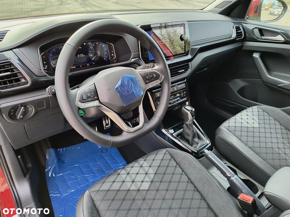 Volkswagen T-Cross - 13