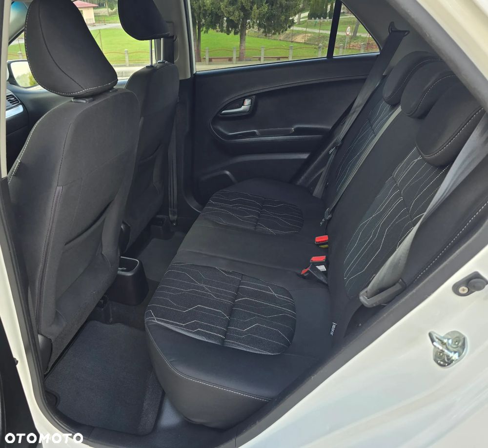 Kia Picanto 1.2 Dream Team Edition - 26