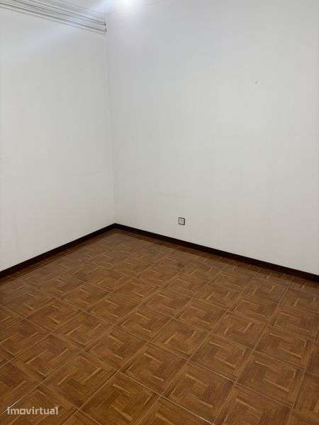 Arrendo Apartamento T3 - Arganil - Grande imagem: 5/12