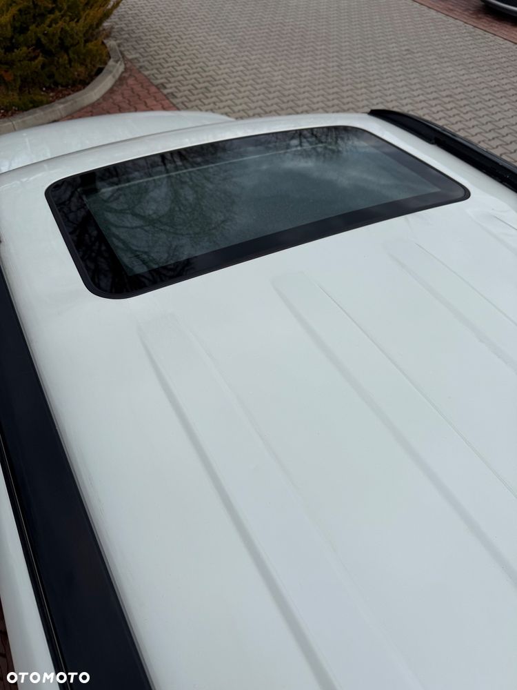 Suzuki Grand Vitara 2.4 De Luxe EU5 - 5