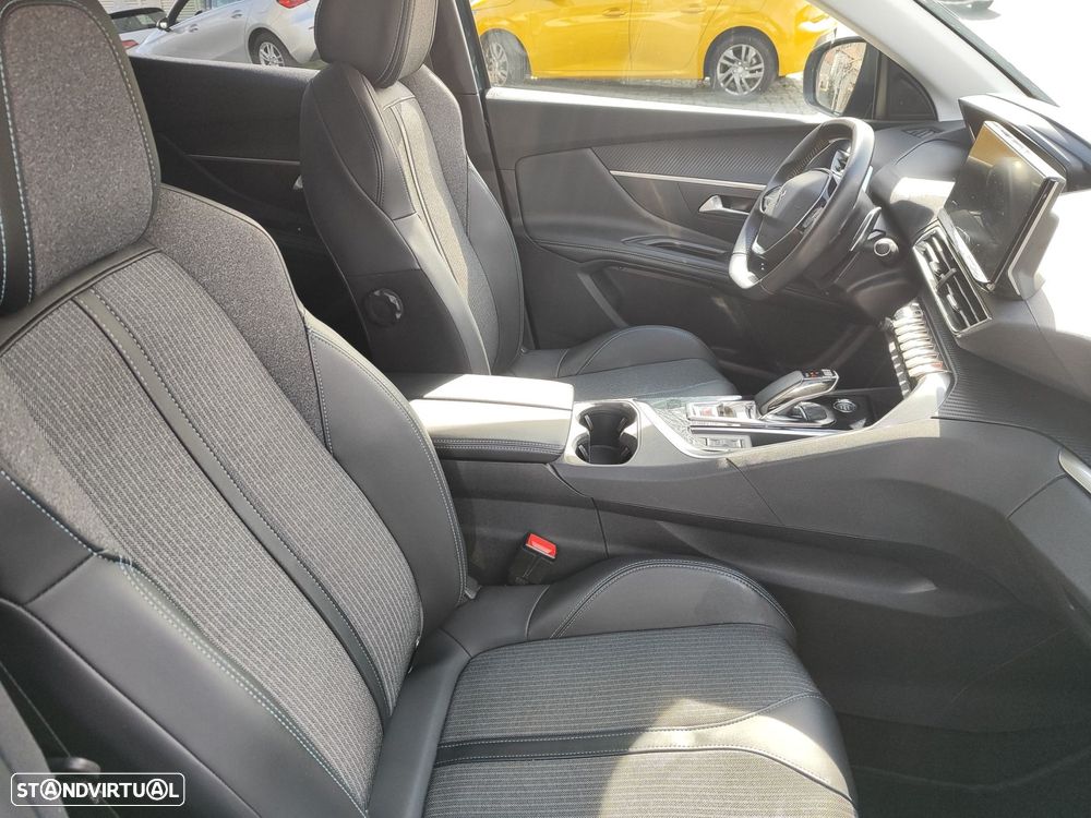 Peugeot 3008 1.6 Hybrid Allure Pack e-EAT8 - 11