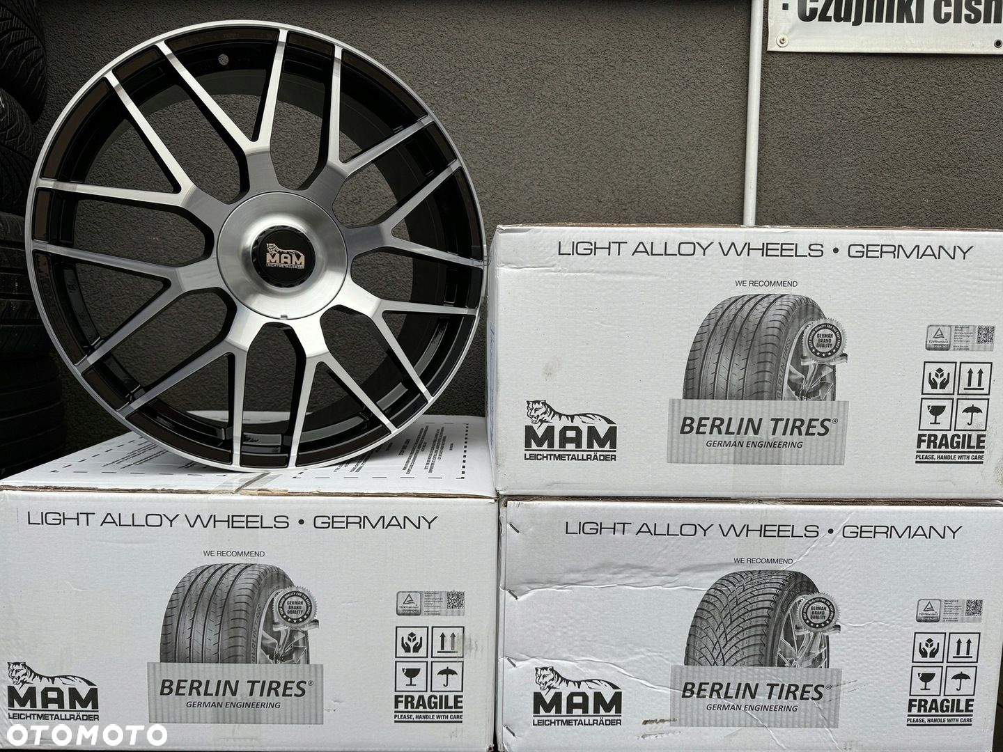 Felgi 19cali MAM Audi A3 S3 A4 A6 S4 S6 Q2 Q3 A8 5x112 ET45 - 3