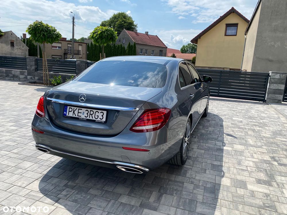 Mercedes-Benz Klasa E 250 9G-TRONIC Avantgarde - 3
