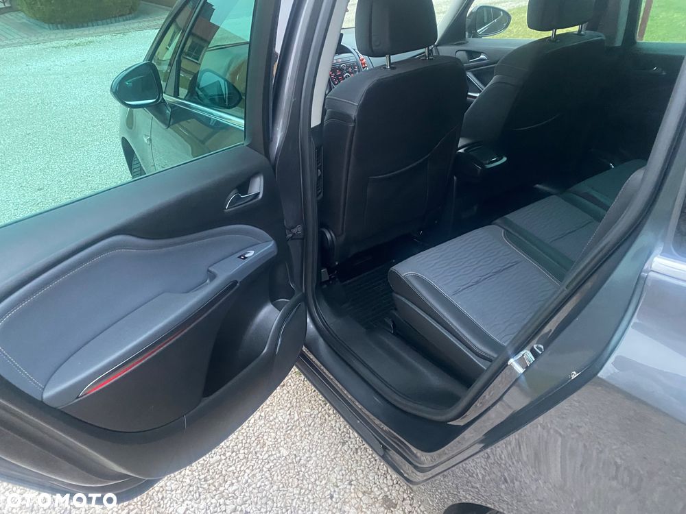Opel Zafira 2.0 CDTI Cosmo - 11