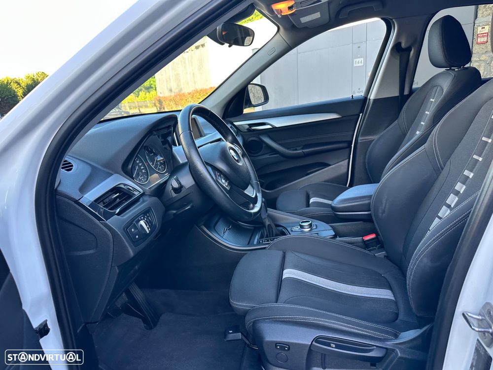 BMW X1 18 d sDrive Auto Line Sport - 25
