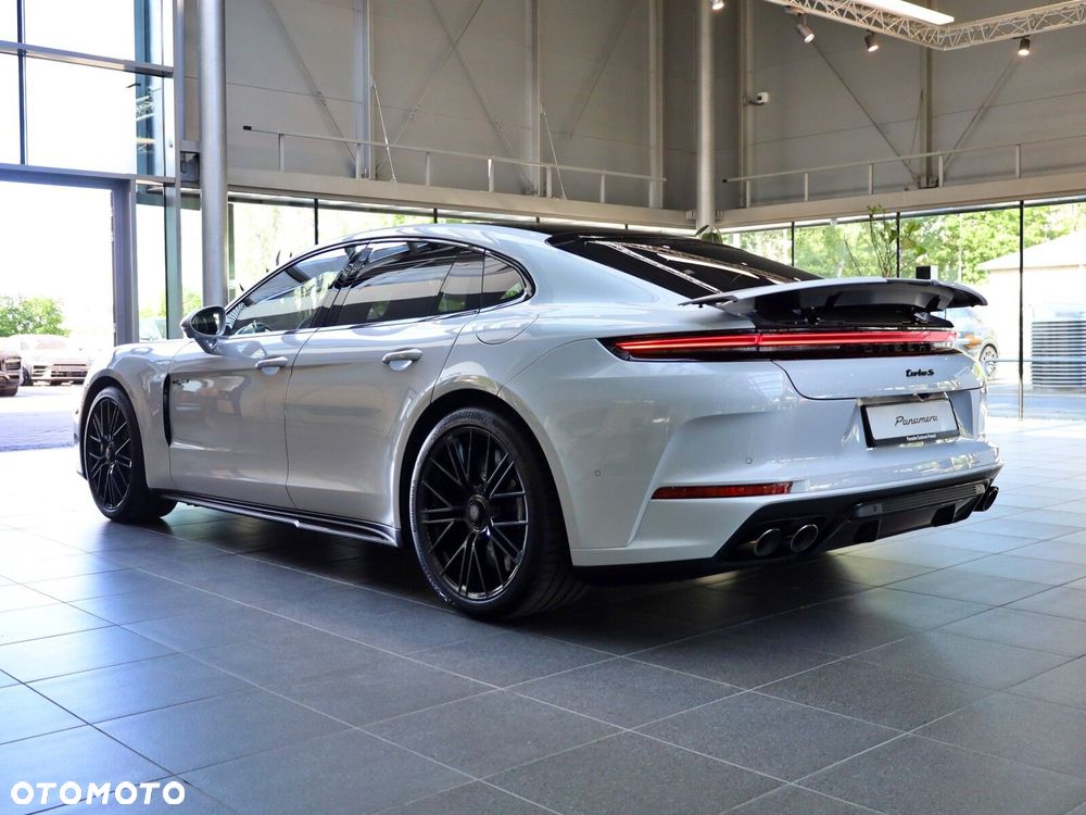 Porsche Panamera - 10