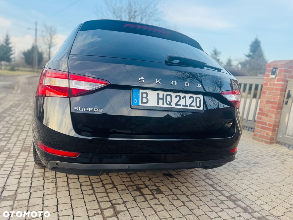 Skoda Superb 2.0 TDI DSG Active - 39