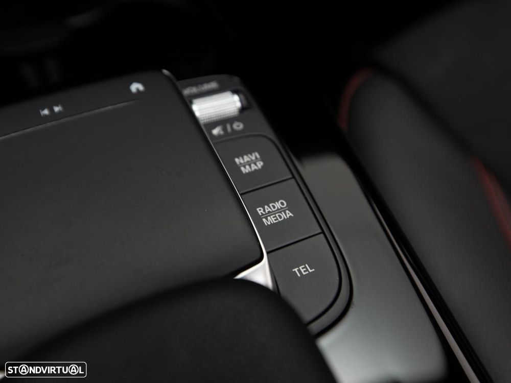 Mercedes-Benz A 250 Limousine e Style Plus - 24
